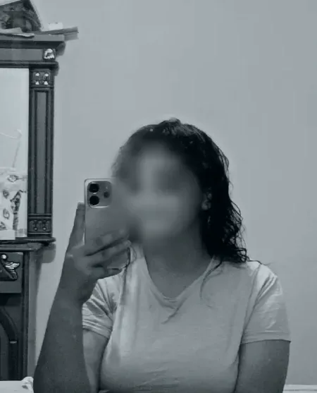Anna, 22