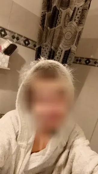Barbara, 38