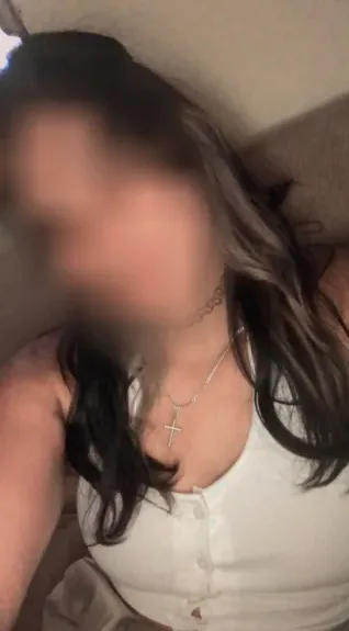 Christina, 30