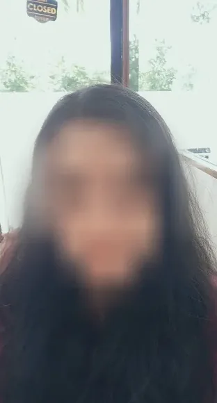 Christina, 29