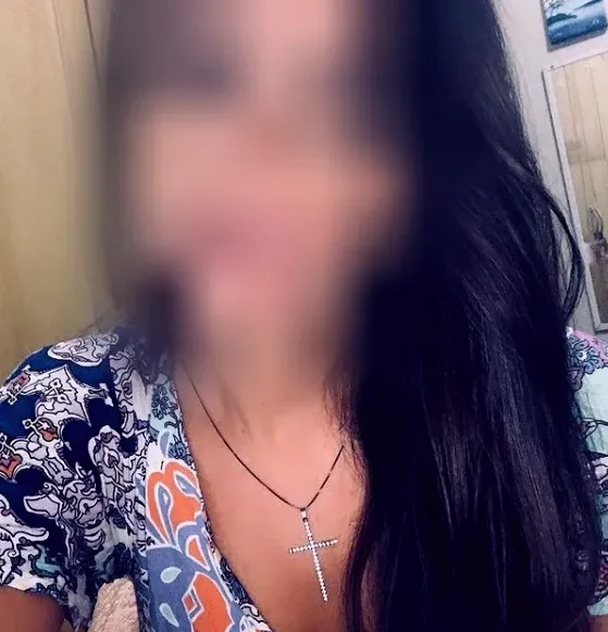 Corinna, 38