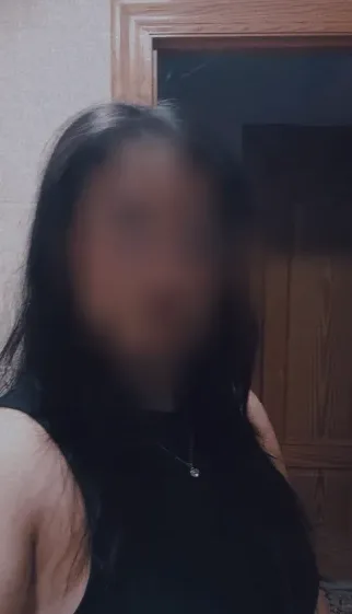 Ingrid, 24
