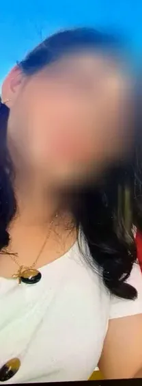 Isabella, 30