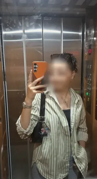 Jennifer, 21