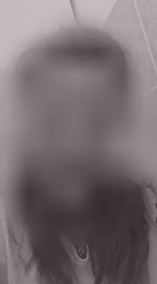 Mirela, 30