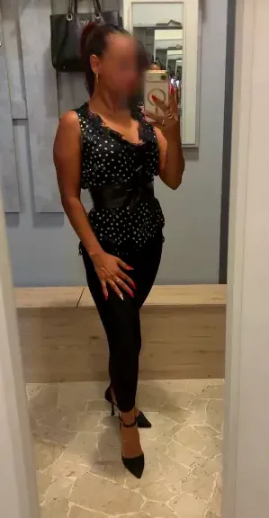 Miriam, 36