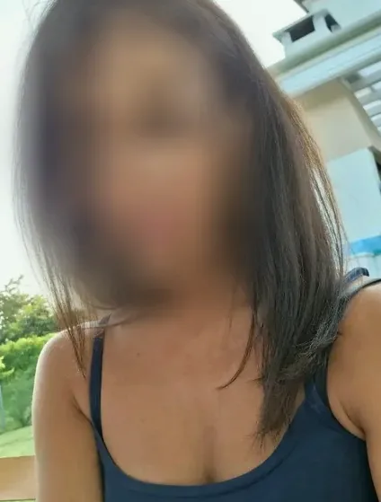 Sanja, 35