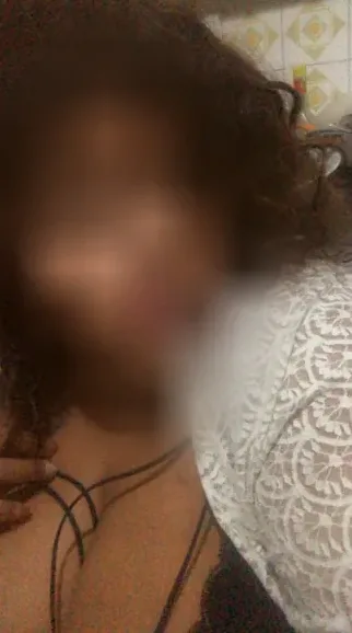 Sina, 29